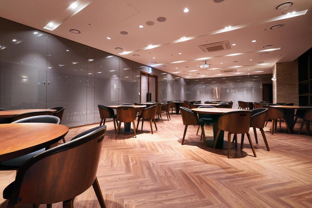 Jeongseon Intoraon Hotel Екстер'єр фото