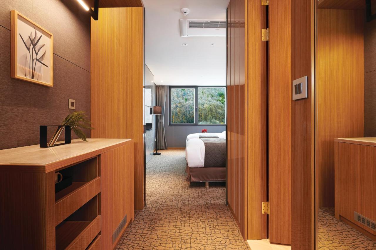 Jeongseon Intoraon Hotel Екстер'єр фото