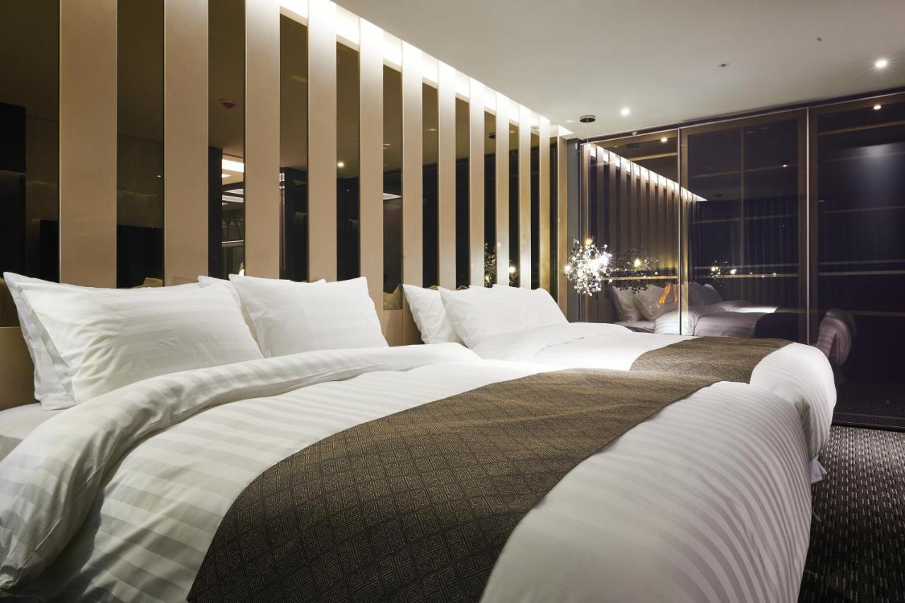 Jeongseon Intoraon Hotel Екстер'єр фото